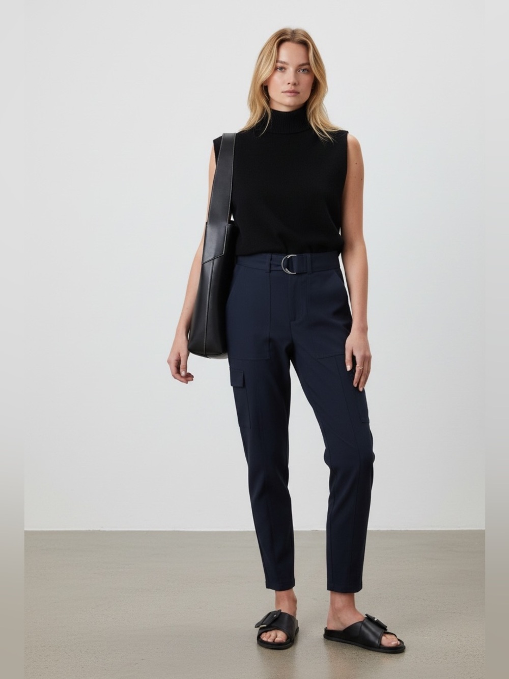 NWT Banana Republic in Navy Blue High Rise Tapered Stretch Cargo Pants Size 20